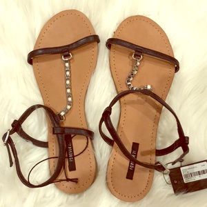 T strap sandals size 6